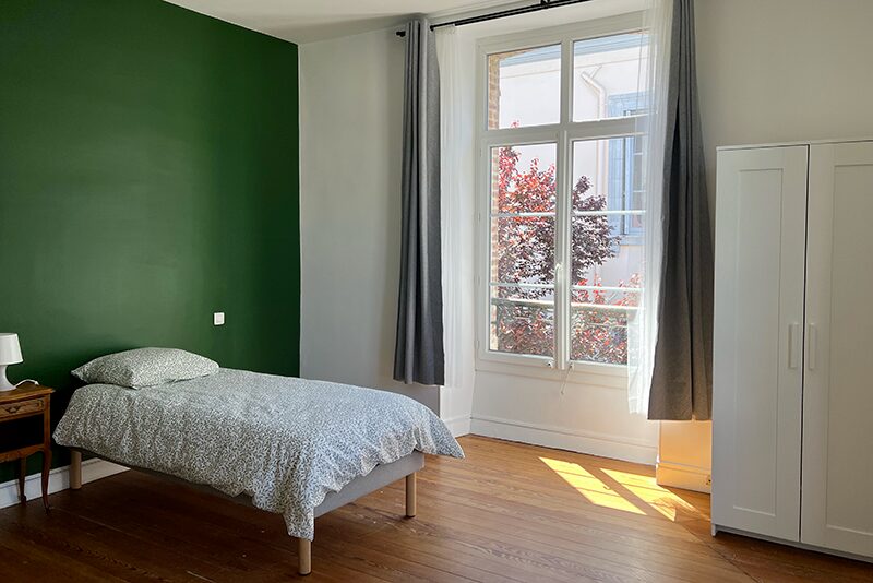 Chambre 1 Maison partagee pour seniors Tarbes