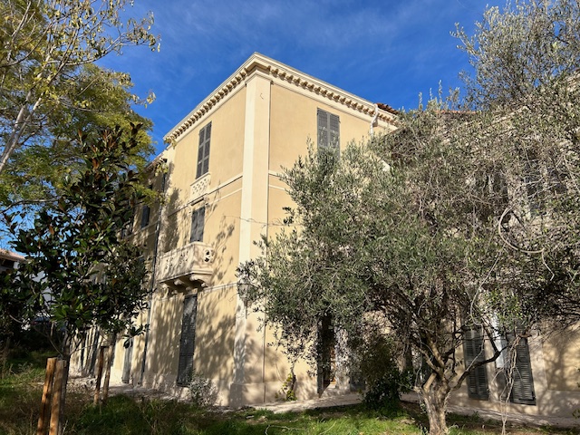 Maison seniors Le Muy-Villa