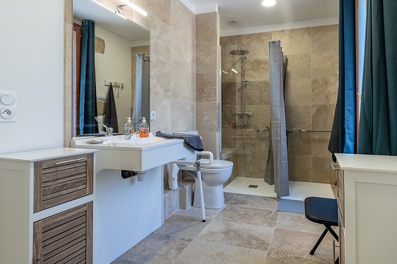 Maison CetteFamille Cazouls les BeziersSalle de bain