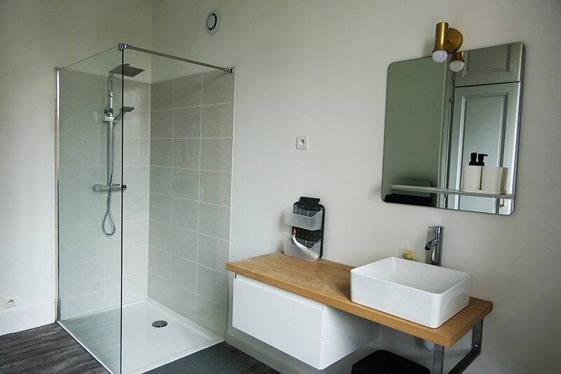 Maison de Miramont de Comminge Salle de bain