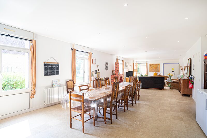 Maison partagee dEchauffour Salle a manger 2