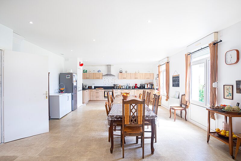 Maison partagee dEchauffour Salle a manger