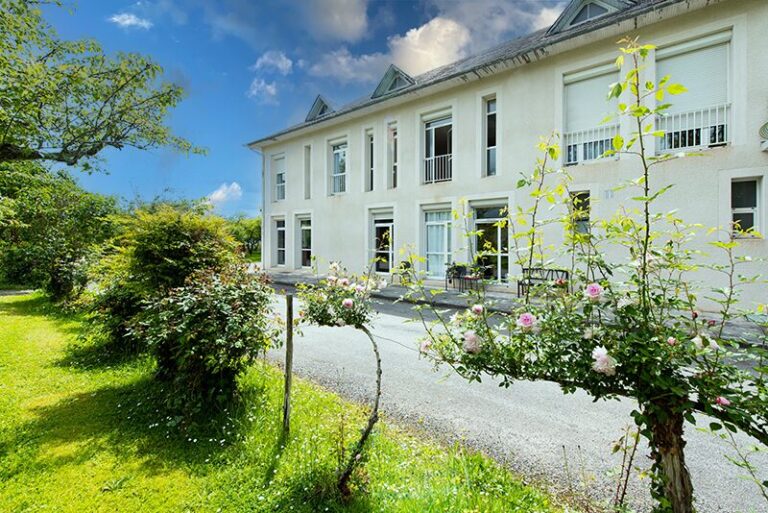 Maison partagee de Cantaous Facade 768x513