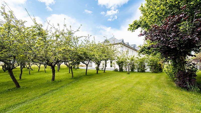 Maison partagee de Cantaous jardin