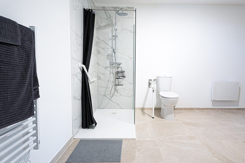Maison partagee de Molleges Salle de bain 2