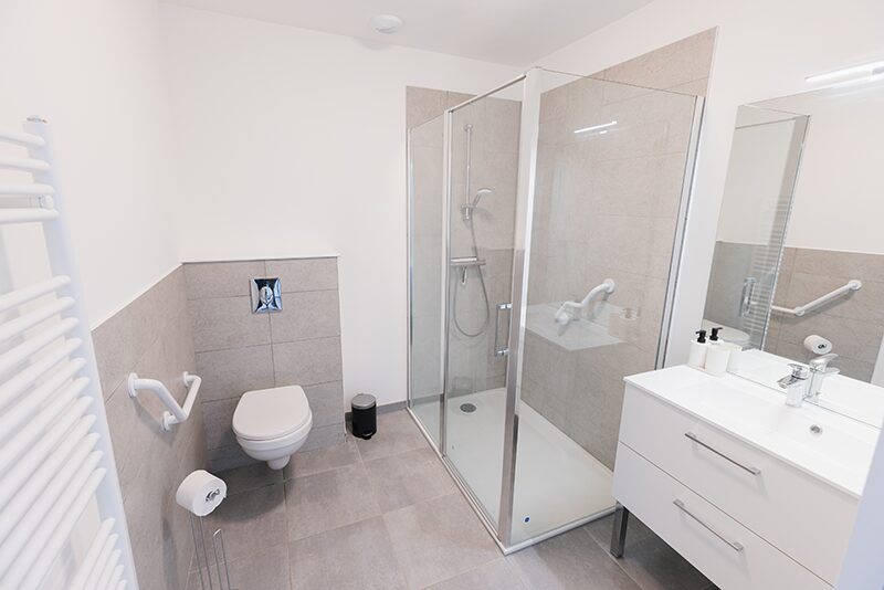 Maison partagee pour seniors de Longeault Pluvault Salle de bain 2
