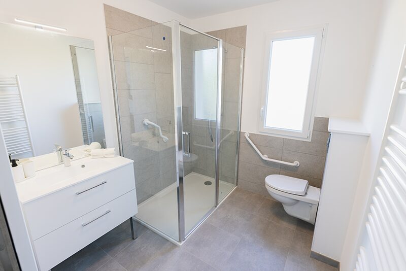 Maison partagee pour seniors de Longeault Pluvault Salle de bain