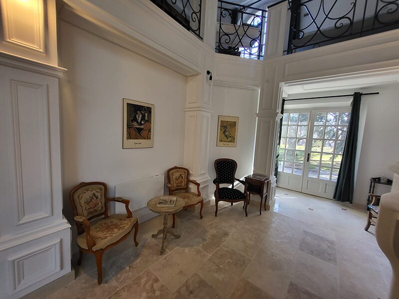 Maison partagee pour seniors de Molleges entree