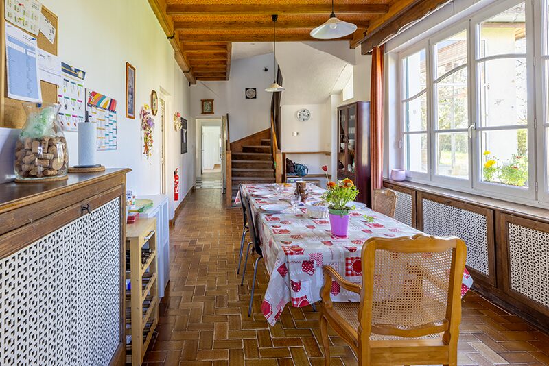 Salle a manger vue 2 Maison partagee pour seniors dEpinac Bourgogne Franche Comte